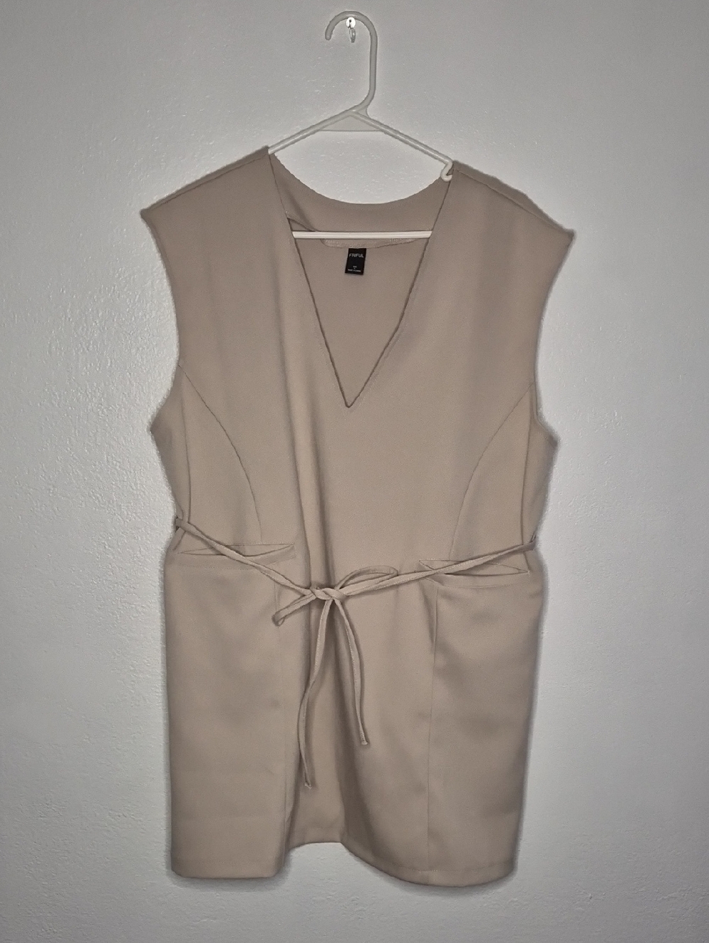 Friful Sleeveless V-Neck Belted Shift Top in Beige